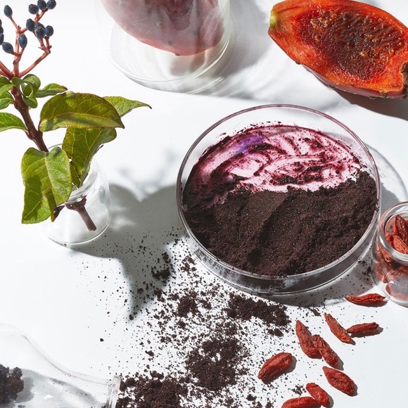 new YTTP Youth to the People ✌︎︎ Superberry Hydrate Face Glow Oil Macqui + Açaí - Picture 5 of 16